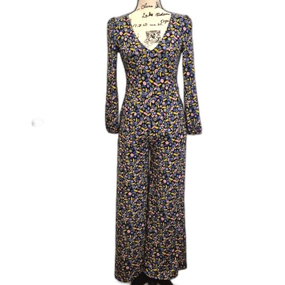 Boden Alexandra Pointe Jumpsuit Romper 2 Navy Floral Pleated LS Wide Leg Stretch - Picture 1 of 12